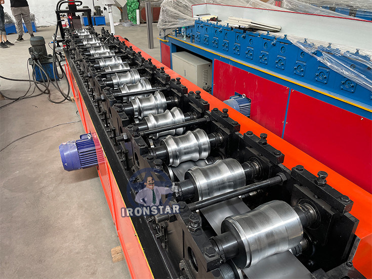“Door Shutter Roll Forming Machine Equipped with Hydraulic Cutter and PLC Control for Automated and Shutter Manufacturing”