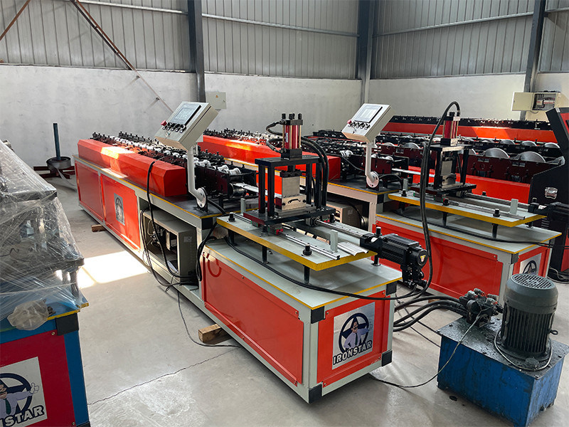 “Door Shutter Roll Forming Machine Equipped with Hydraulic Cutter and PLC Control for Automated and Shutter Manufacturing”