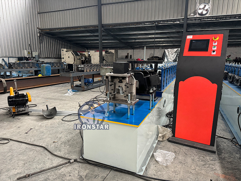 “China Factory Omega Profile Roll Forming Equipment Galvanized Steel Omega Channel Forming Machine Shipment Via Tianjin Port Galvanized Steel Omega Profile Roll Forming Machine”